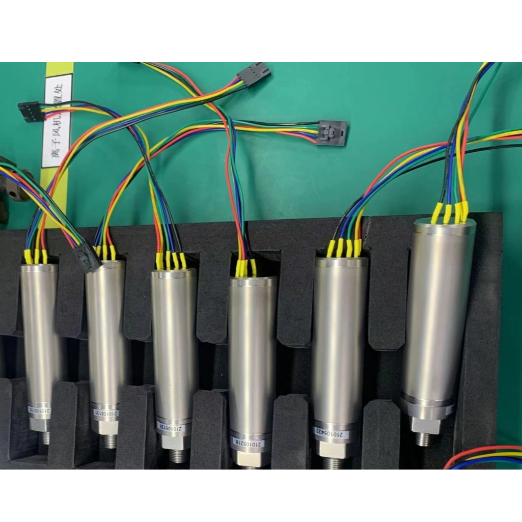 What are the differences between different types of silicon resonant pressure sensors?