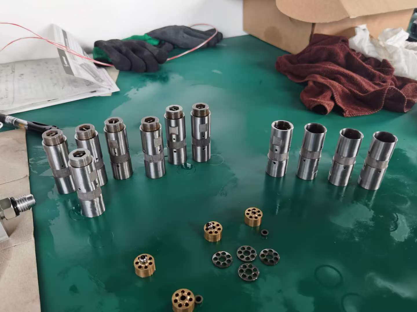 What are the advantages of micro hydraulic pumps?